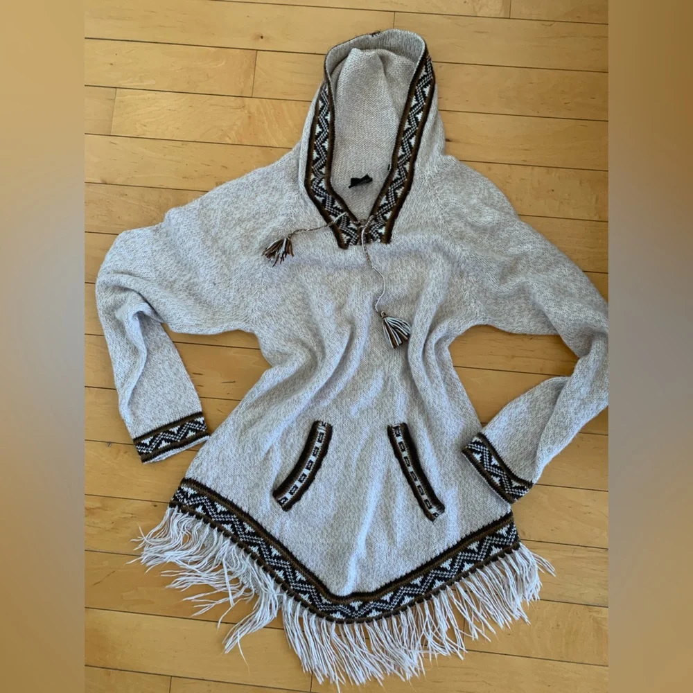 Alpaca sweater and purse bundle - Picture 2 of 7